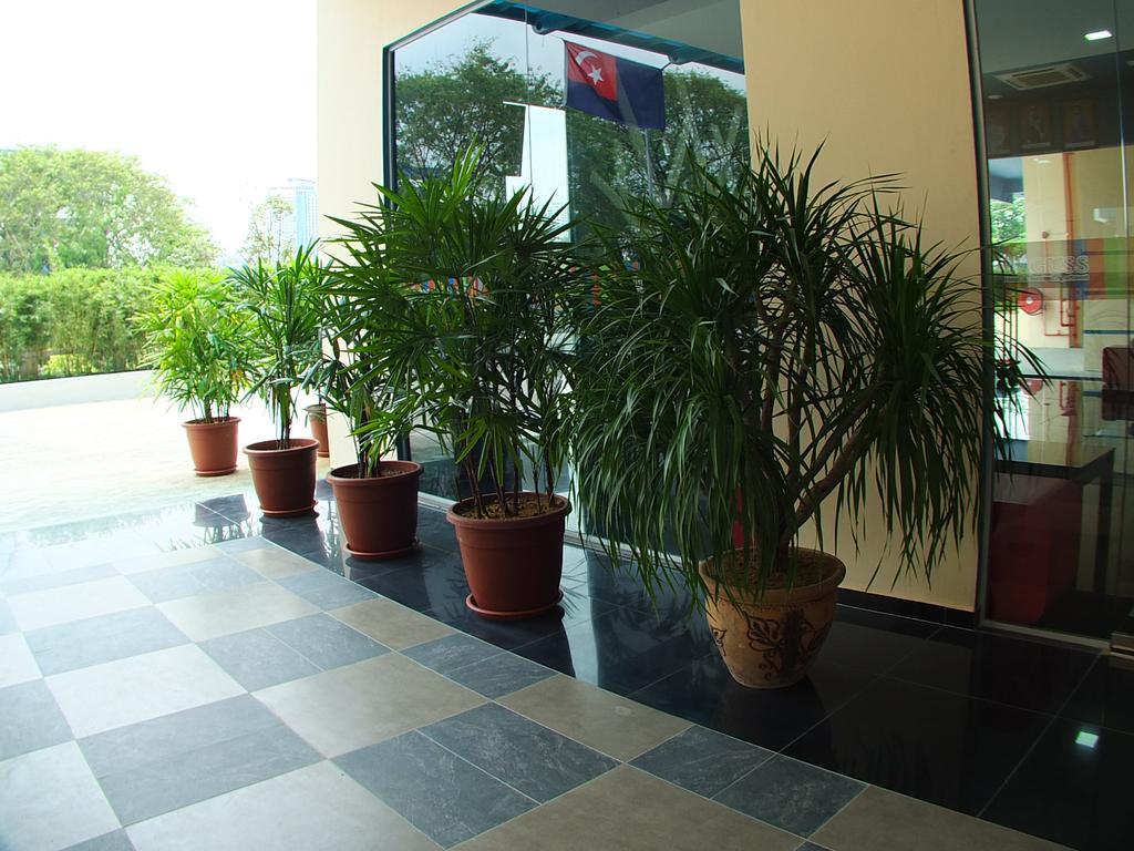 Baguss Hotel And Serviced Apartment Johor Bahru Ngoại thất bức ảnh