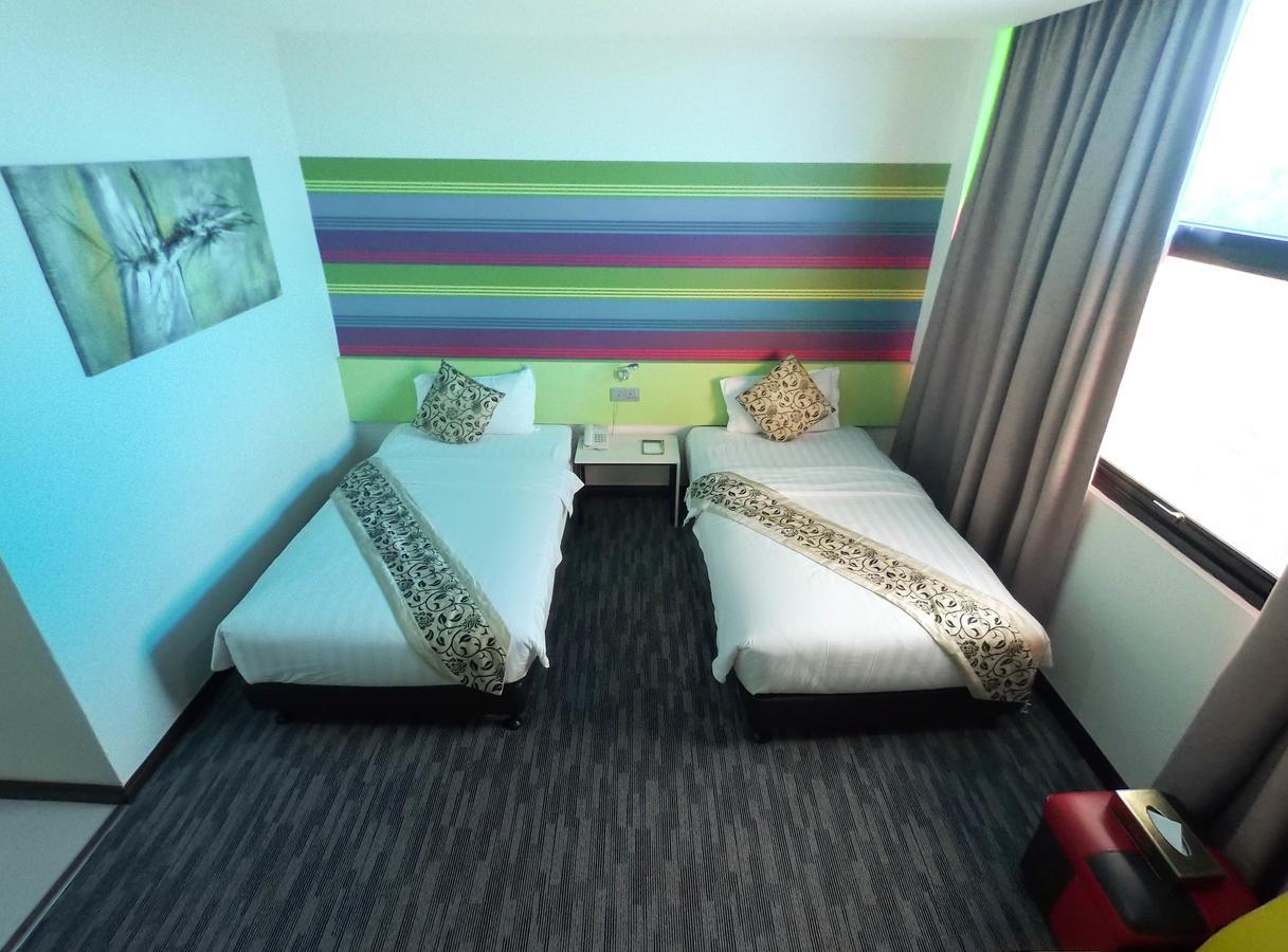 Baguss Hotel And Serviced Apartment Johor Bahru Ngoại thất bức ảnh