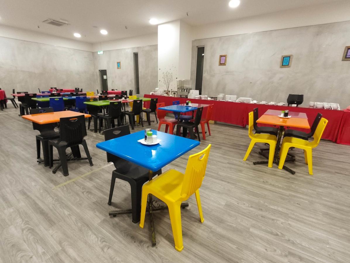 Baguss Hotel And Serviced Apartment Johor Bahru Ngoại thất bức ảnh