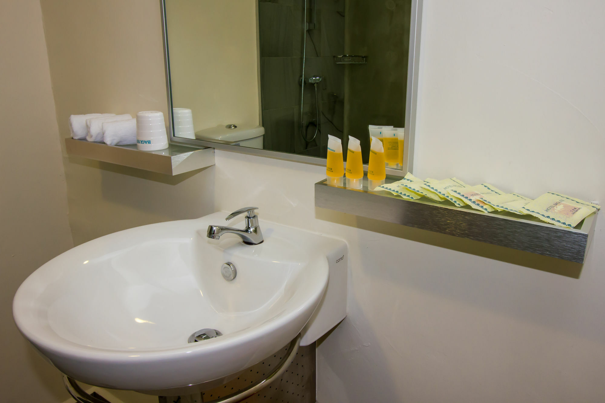Baguss Hotel And Serviced Apartment Johor Bahru Ngoại thất bức ảnh