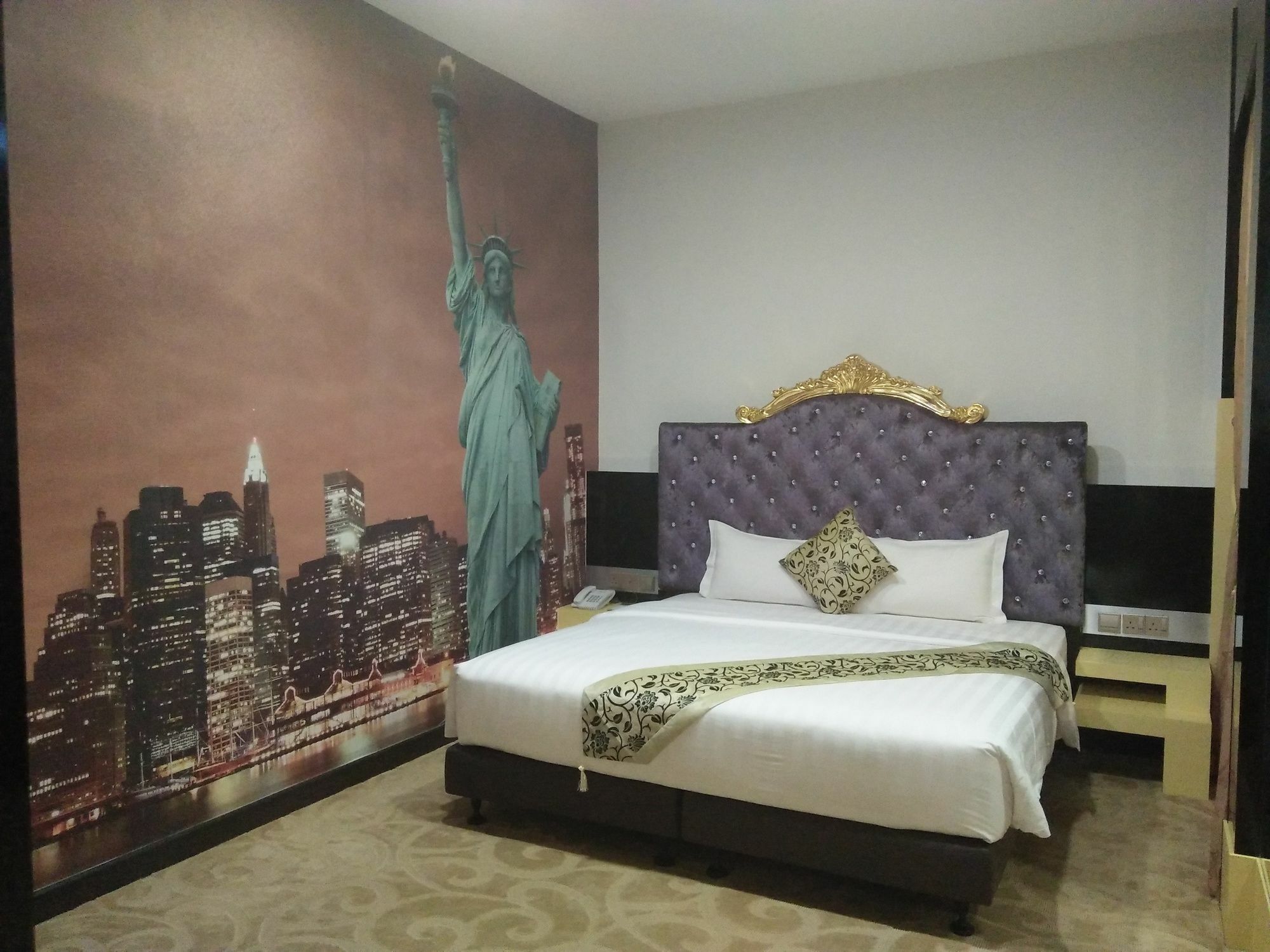 Baguss Hotel And Serviced Apartment Johor Bahru Ngoại thất bức ảnh