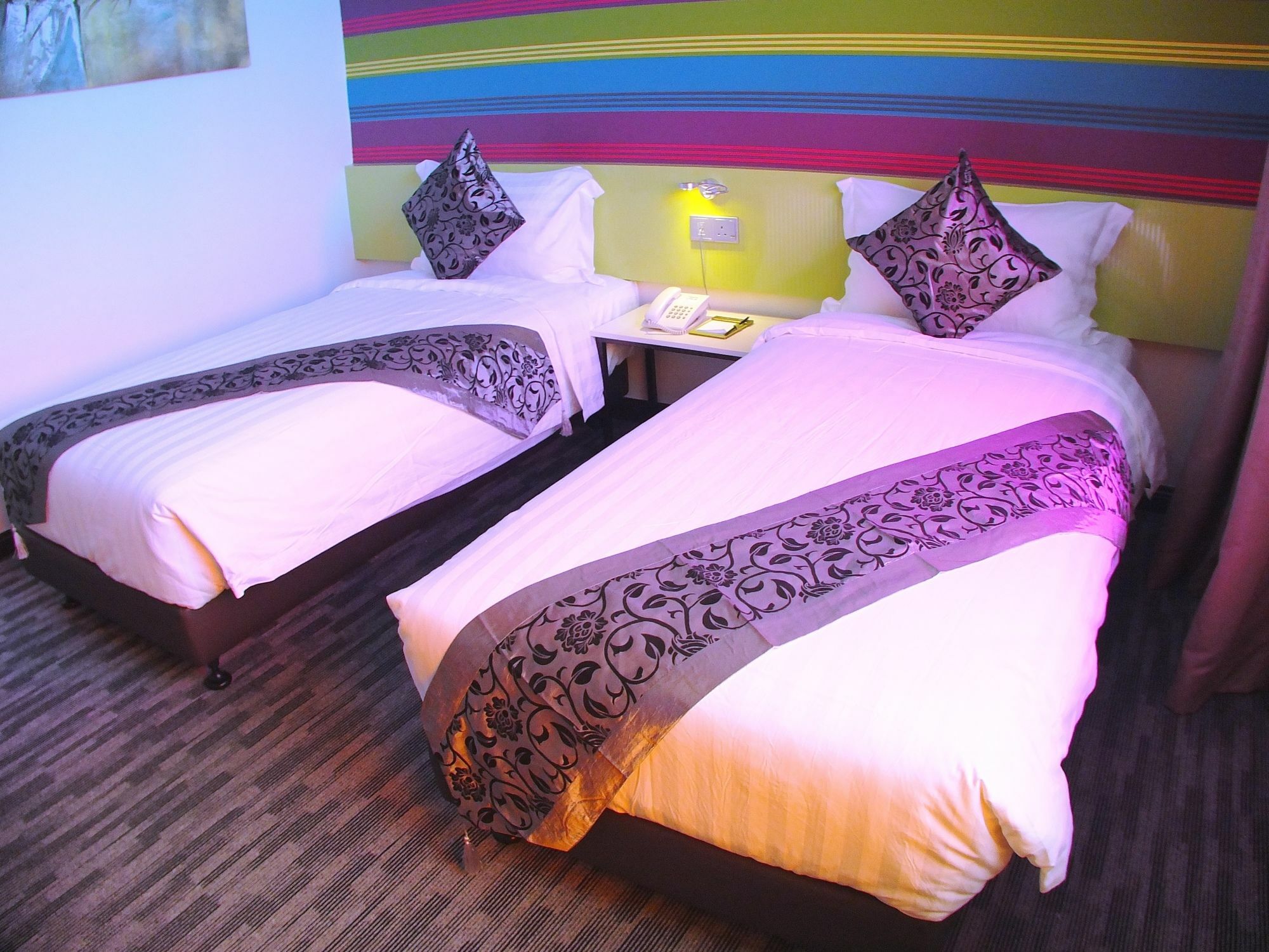 Baguss Hotel And Serviced Apartment Johor Bahru Ngoại thất bức ảnh
