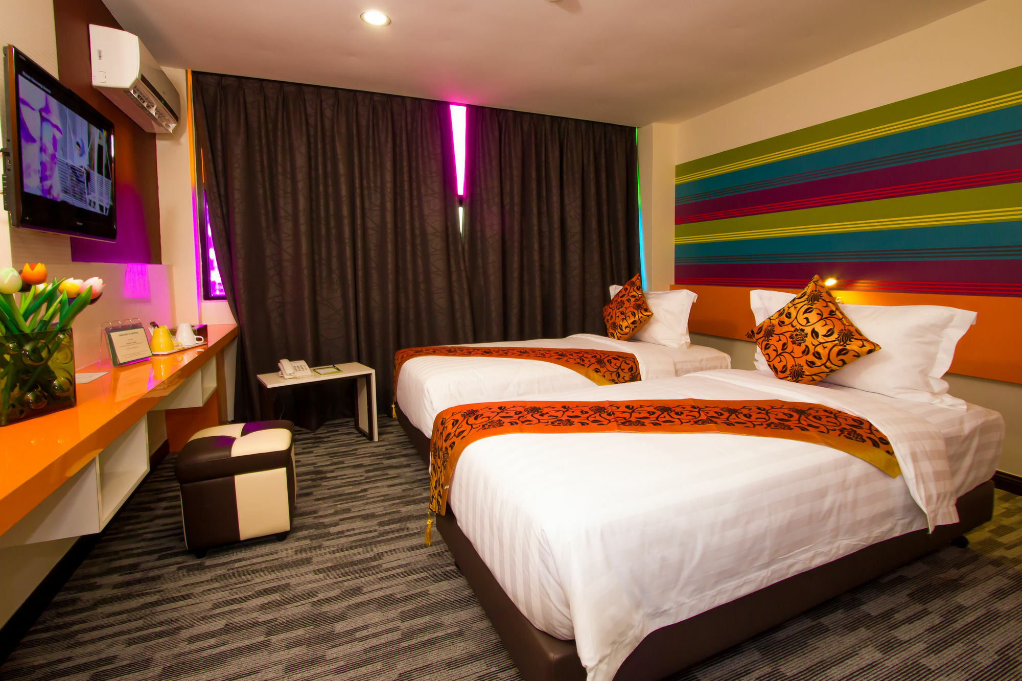 Baguss Hotel And Serviced Apartment Johor Bahru Ngoại thất bức ảnh