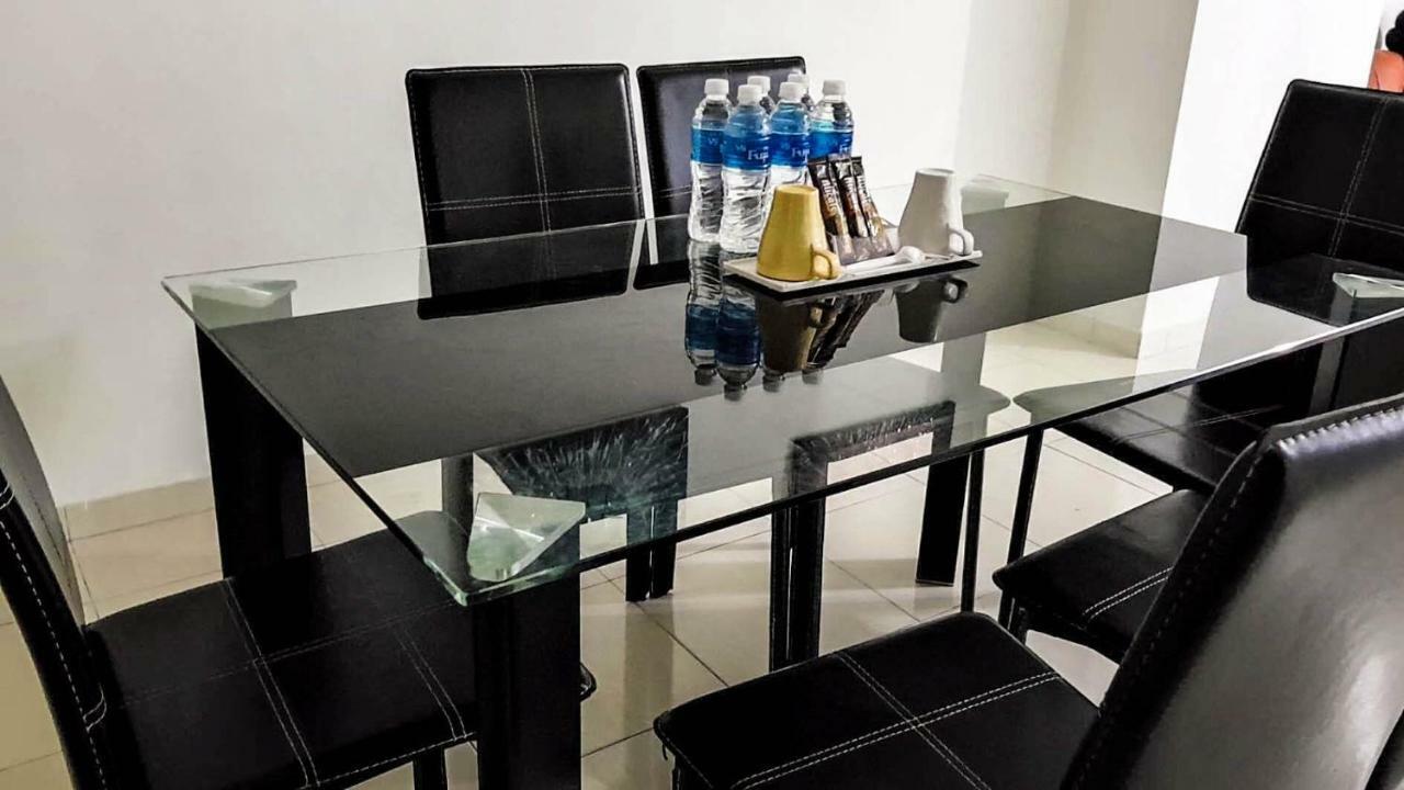Baguss Hotel And Serviced Apartment Johor Bahru Ngoại thất bức ảnh